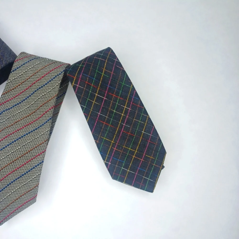 Set of (3) Missoni Silk Vtg. Skinny Neckties - Picture 6 of 6